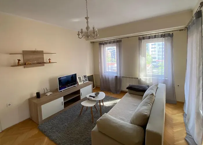 M&C Central Apartment